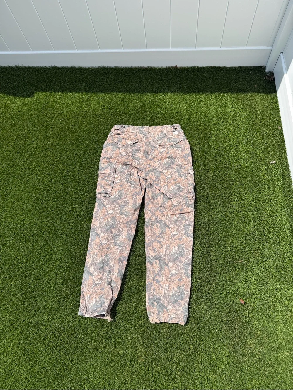 American Eagle Camo Cargo Pants